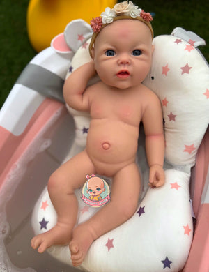Muñeca reborn silicona blanda platino leslie bañarse
