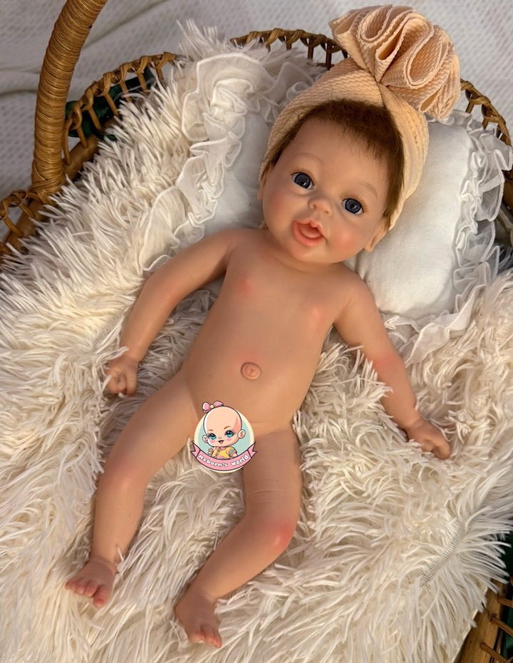 muñeca reborn silicona en cuna Bimba