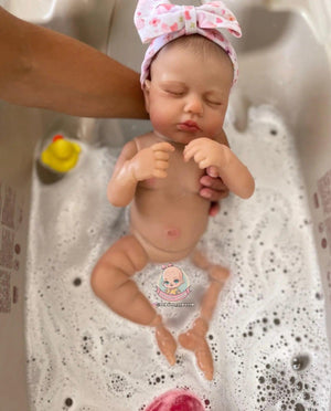 Bebe Reborn Niña Muñeca / Muñeco Cuerpo Completo Vinilo Silicona para Bañar Lou Lou - Reborn's World